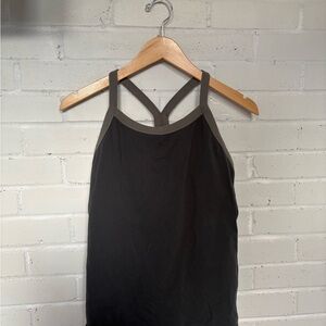 Vintage Lululemon Athletica Size 8 Ujjayi Y Tank top Built-in Bra